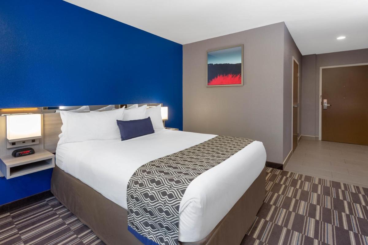 Microtel Inn & Suites By Wyndham Bethel/Danbury