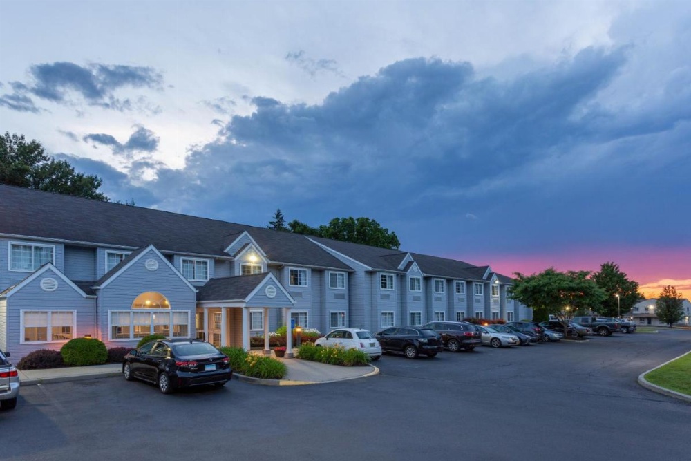 Microtel Inn & Suites By Wyndham Bethel/Danbury