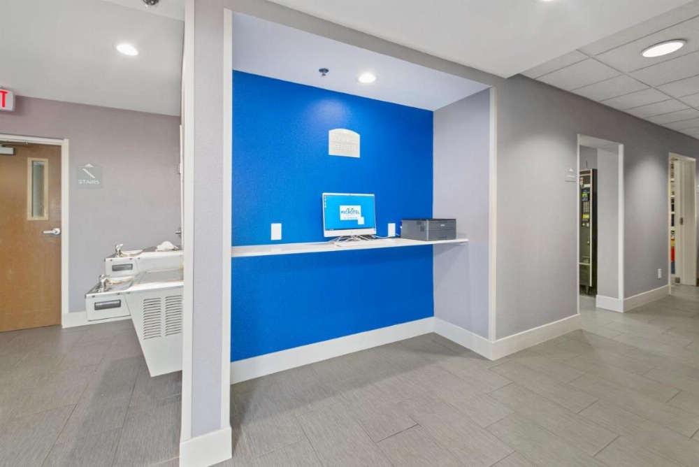 Microtel Inn & Suites By Wyndham Bethel/Danbury Image 17