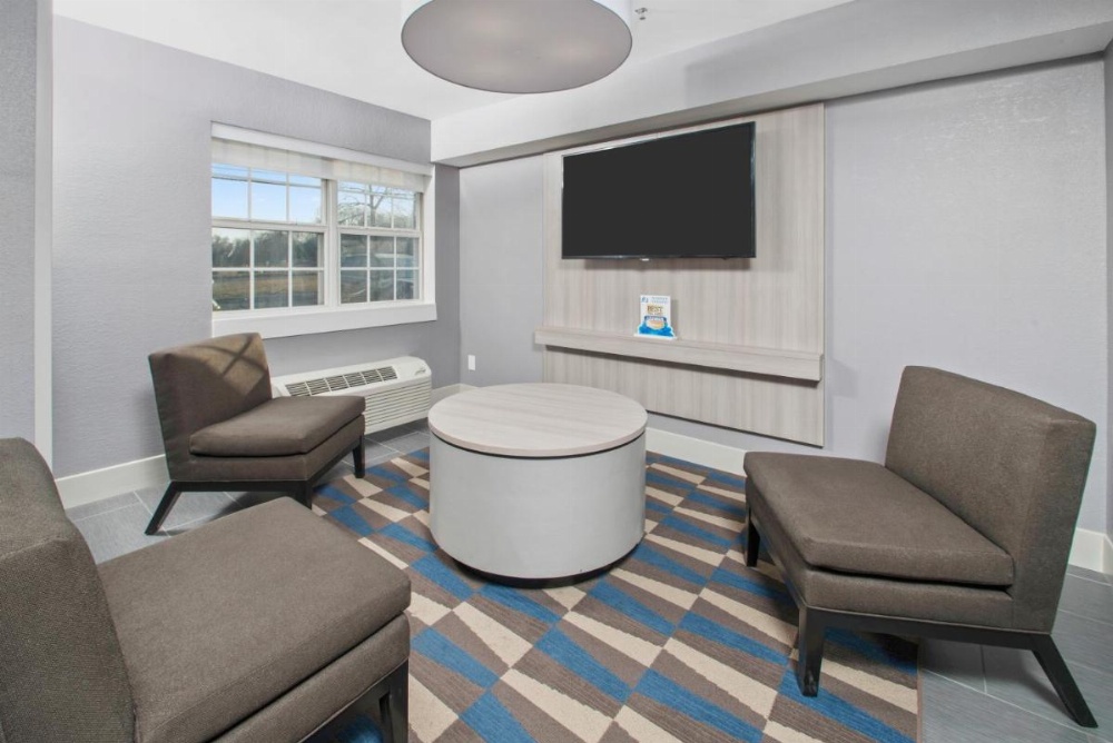 Microtel Inn & Suites By Wyndham Bethel/Danbury Image 20